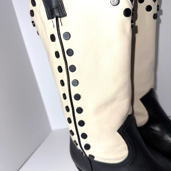 Frye Billy Stud Western Boots - Picture 2 of 6